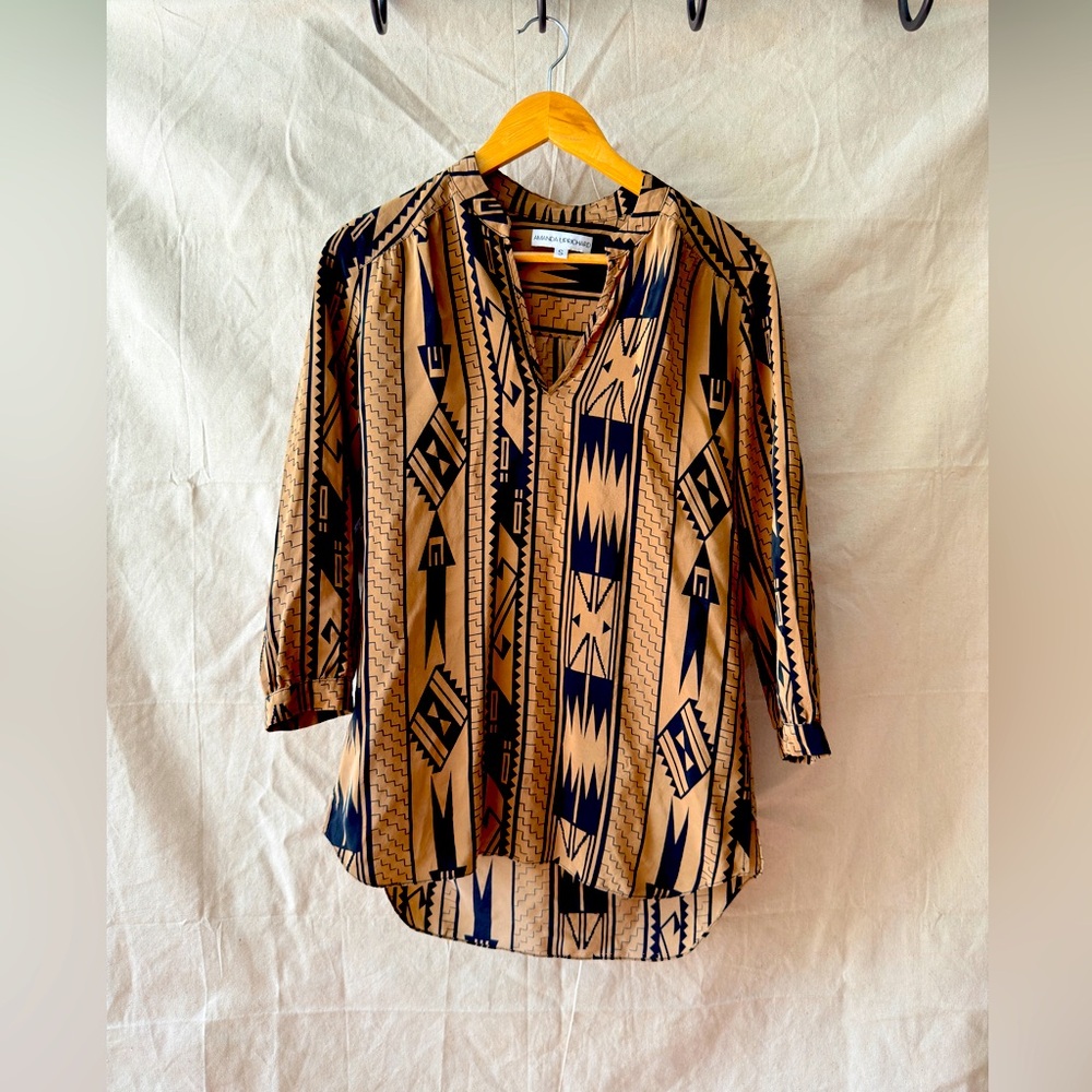 Amanda Uprichard Black and Tan 100% Silk Patterned Blouse